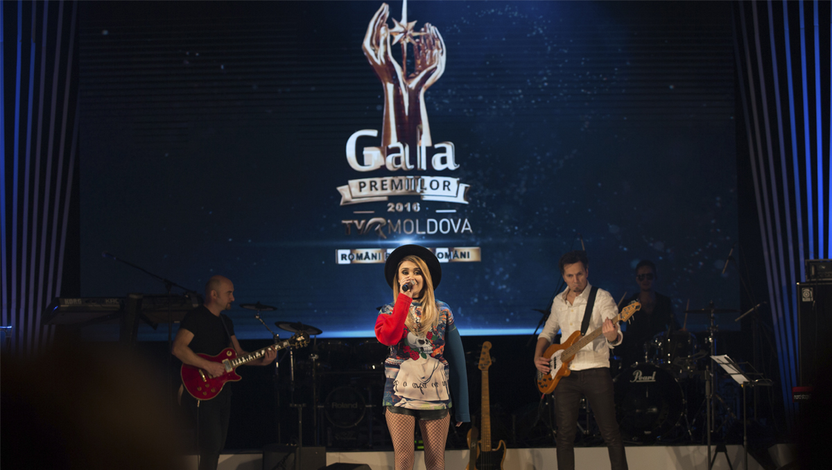 GALERIE FOTO. Personalităţile anului la Gala Premiilor TVR MOLDOVA