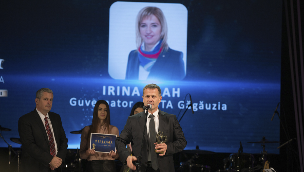 GALERIE FOTO. Personalităţile anului la Gala Premiilor TVR MOLDOVA