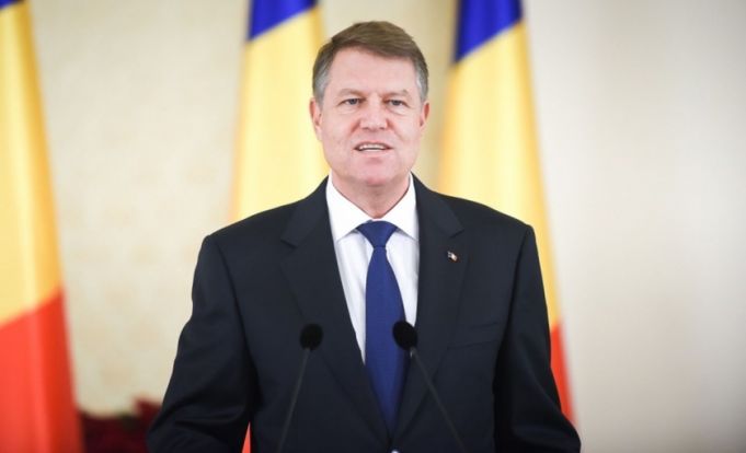 Preşedintele României, Klaus Iohannis: Crăciun fericit, oriunde v-aţi afla!