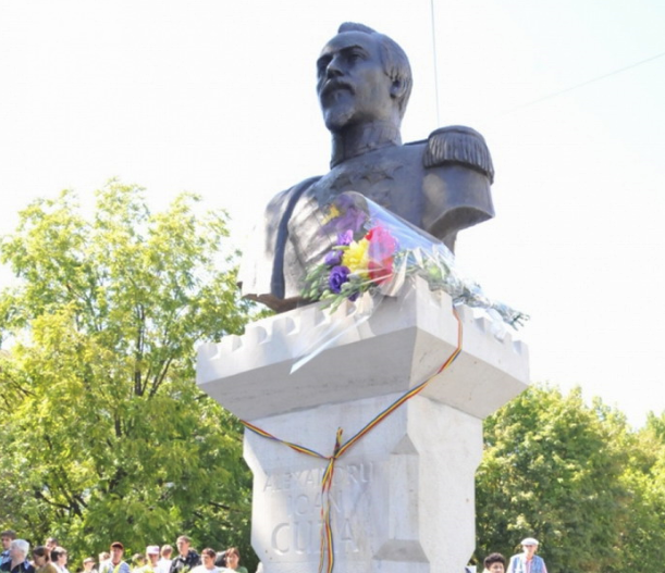 VIDEO. Manifestaţie de Ziua Unirii Principatelor la bustul lui Alexandru Ioan Cuza din Chişinău