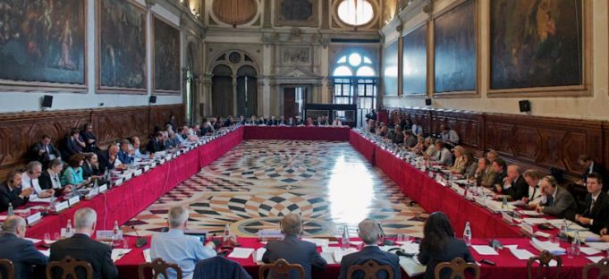 Experţii Comisiei de la Veneţia şi ai OSCE vin la Chişinău pentru a evalua noul sistem electoral