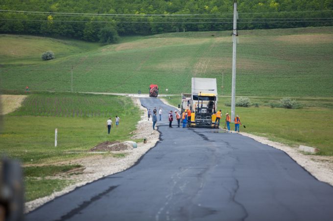 A fost demarat procesul de colectare a propunerilor privind sectoarele de drum care urmează a fi incluse în proiectul „Drumuri Bune pentru Moldova-2”