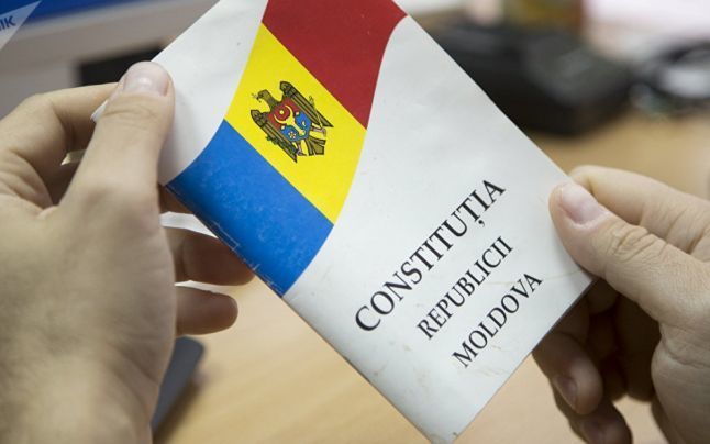 PL va vota „integrarea europeană” în Constituţie numai alături de „limba română”