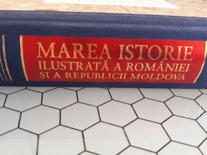 Primul volum „Marea istorie ilustrată a României şi a Republicii Moldova” a fost publicat la Litera