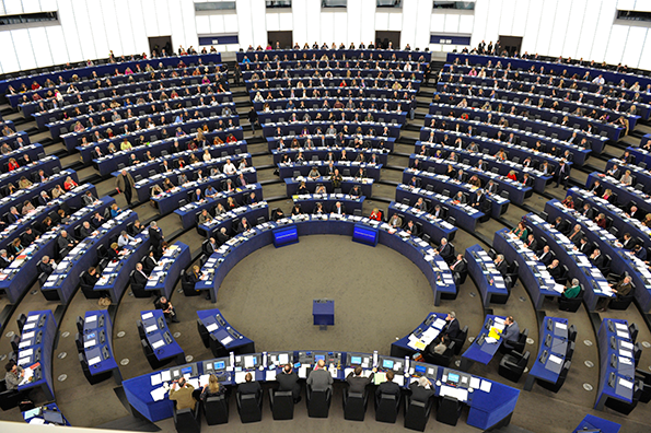 VIDEO. Parlamentul European: Preşedintele României, Klaus Iohannis, şi deputaţii europeni dezbat viitorul UE