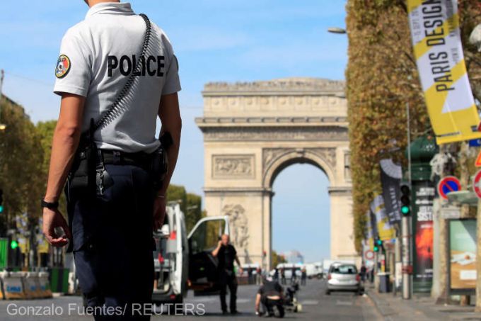 Împuşcături în cartierul Champs-Elysées din Paris. Doi bărbaţi au fost răniţi
