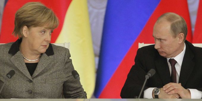 Angela Merkel: Germania va insista pentru extinderea sancţiunilor impuse Rusiei