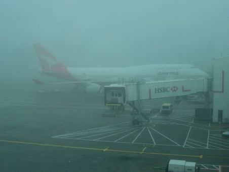 Două aeroporturi din România, închise de ceaţă