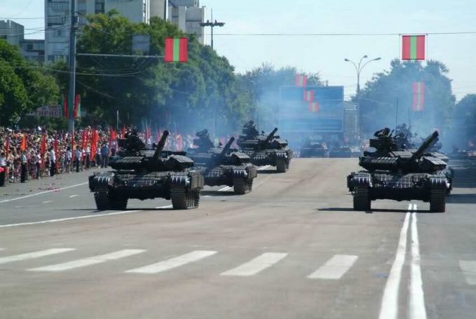 Senator rus. Rusia nu îşi va retrage trupele din Transnistria, ei funcţionează pe baza dreptului internaţional