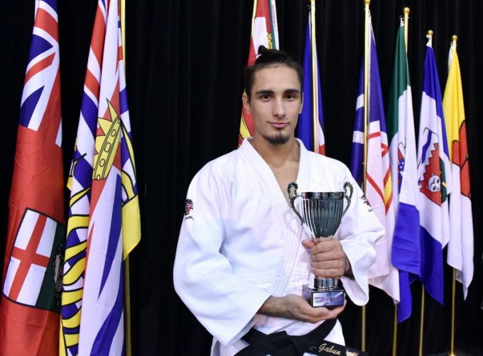 Constantin Gabun a obţinut două victorii în turneele canadiene de judo