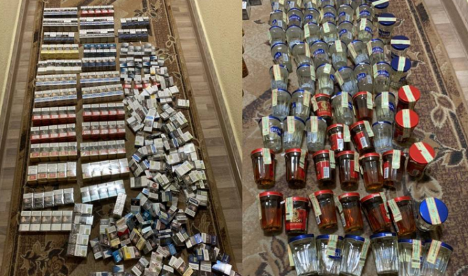 Într-un magazin alimentar din Chişinău se vindeau ţigări şi băuturi alcoolice fără permisiune şi acte de provenienţă