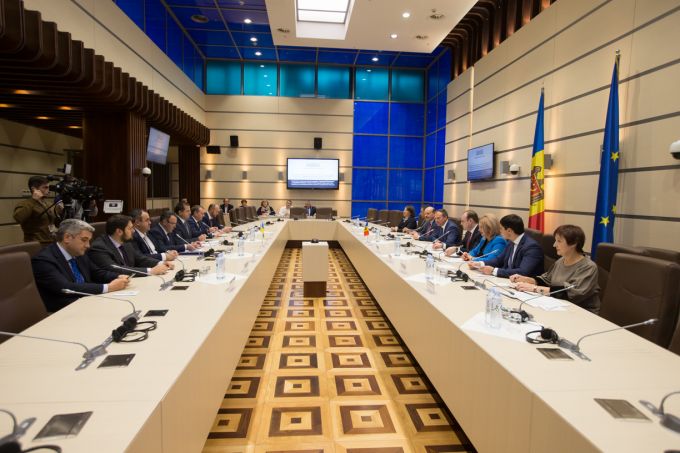 Situaţia din Ucraina, discutată de deputaţii R. Moldova şi oficiali ucraineni