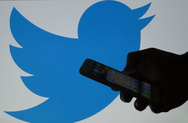 SUA: Twitter şterge mii de conturi care fac apel la absenteism la alegerile de marţi