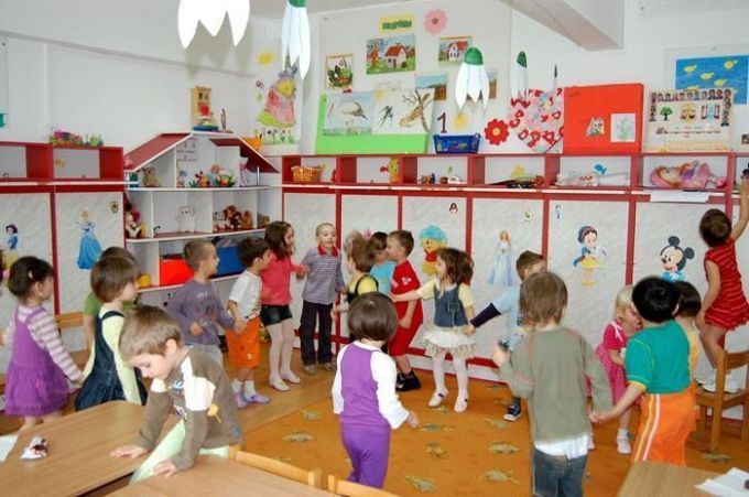 Programul grădiniţelor din R. Moldova nu va mai fi de 12 ore pe zi