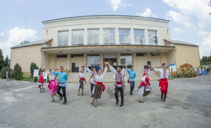 UE a finanţat renovarea Casei de cultură din satul Carmanova, din regiunea transnistreană