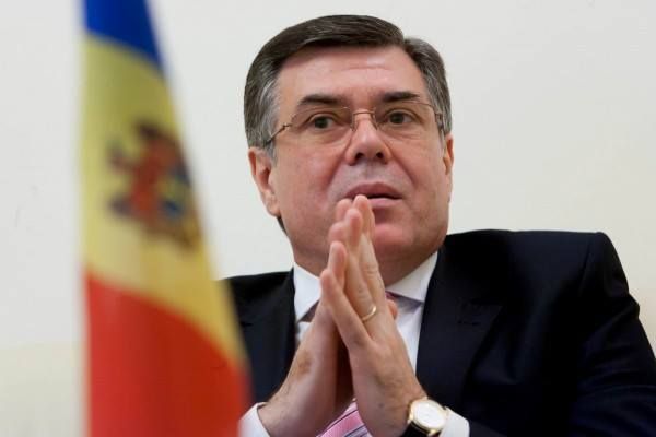 Iurie Reniţă, fostul ambasador al R. Moldova în România, este invitatul emiisunii Punctul pe AZi