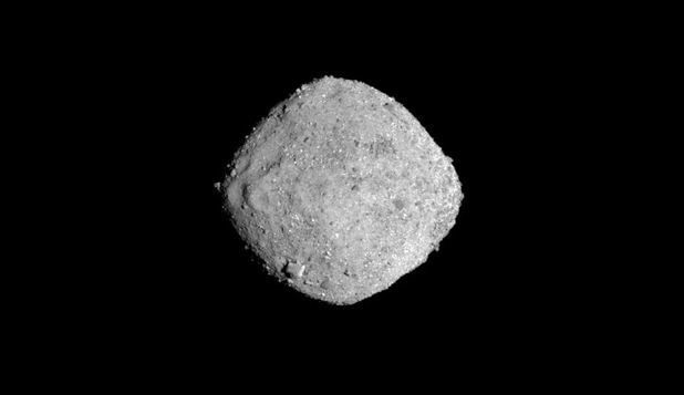 Sonda NASA OSIRIS-REx a ajuns cu succes lângă asteroidul Bennu