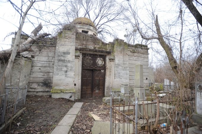 Un muzeu naţional de istorie a evreilor va fi deschis la Chişinău, iar Cimitirul evreiesc va fi reabilitat