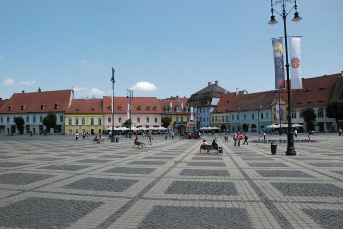Oraşul Sibiu, inclus în topul destinaţiilor recomandate în 2019 de revista National Geographic Traveller