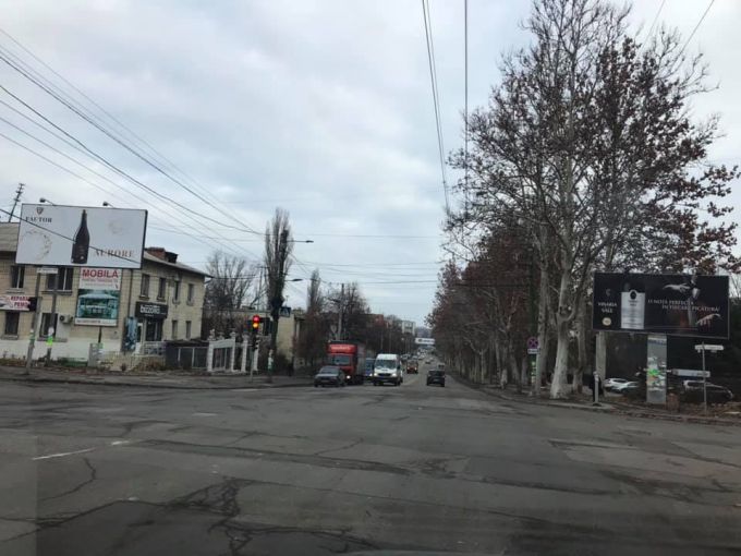 Panourile publicitare de pe str. Ion Creangă din Chişinău vor fi evacuate. Agenţii economici au o lună la dispoziţie