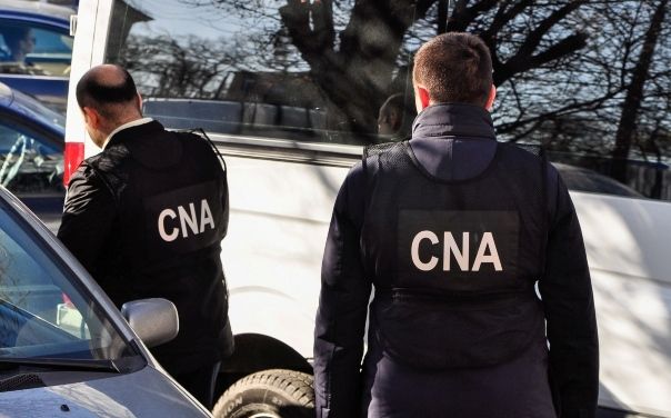 Încă 5 persoane au fost escortate la CNA în legătură cu dosarul de legalizare a construcţiilor din Chişinău