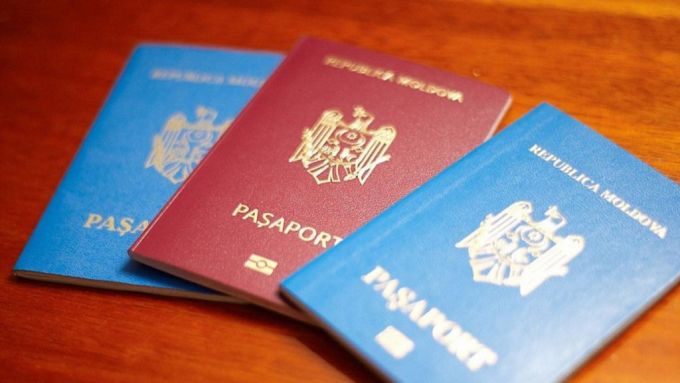 Parlamentul de la Chişinău a aprobat excluderea grupei sanguine din buletinul de identitate şi paşaport
