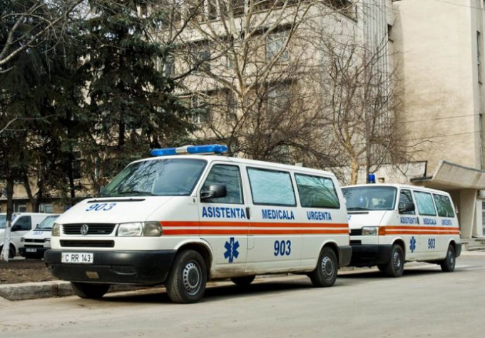 Doar 5 ambulanţe ale Centrului de Asistenţă Medicală Urgentă corespund tuturor cerinţelor 