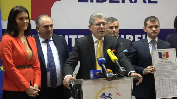 Partidul Liberal, prima formaţiune politică din Republica Moldova care a semnat Declaraţia simbolică de Unire cu România