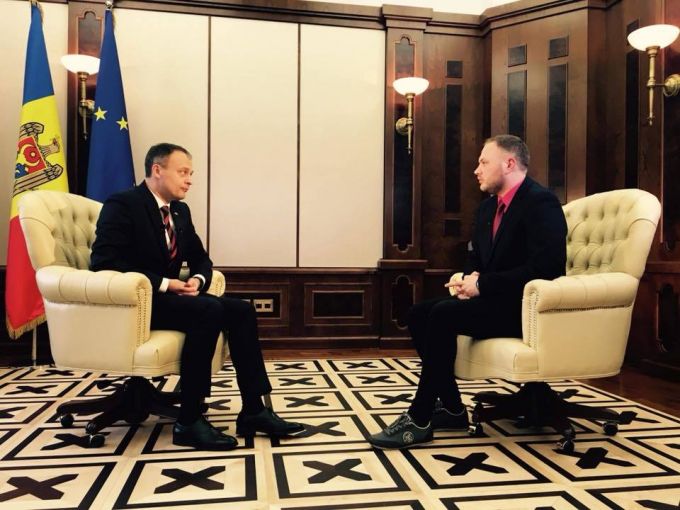 Preşedintele Parlamentului Republicii Moldova, Andrian Candu, invitat la Interviurile Telejurnalului Moldova