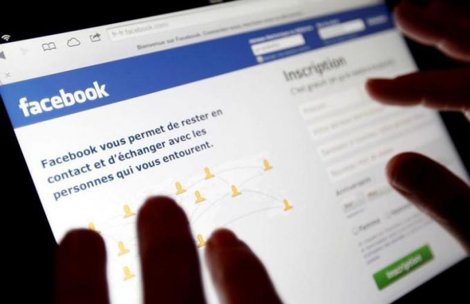 Scandal uriaş la Facebook. Un profesor rus născut în R. Moldova a sustras date personale ale utilizatorilor şi le-a transmis unei companii