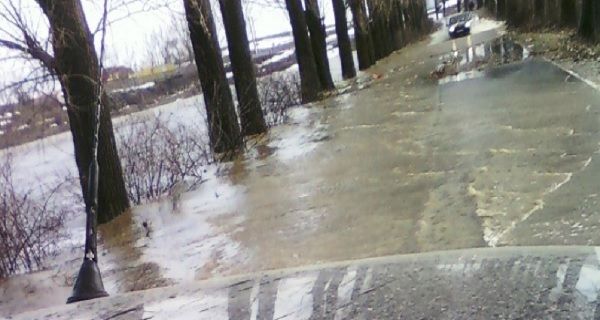 Pericol de inundaţii pe întreg teritoriul Republicii Moldova