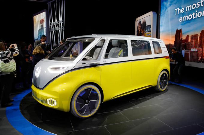 Brandul Volkswagen îşi schimbă sigla, pregătindu-se pentru era vehiculelor electrice