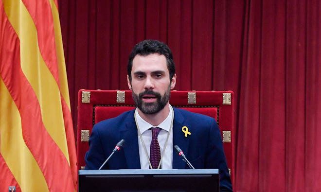 Preşedintele parlamentului catalan susţine că liderul 'legitim' al Cataloniei este Carles Puigdemont