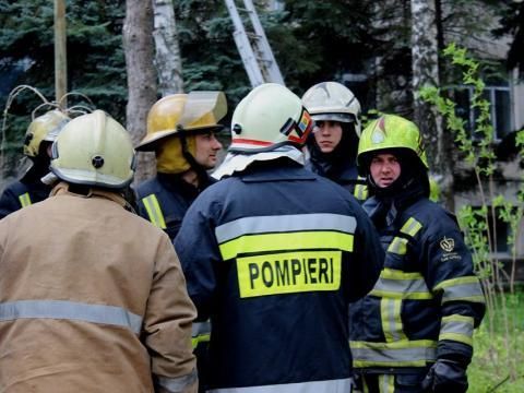 Au fost stabilite primele versiuni ale producerii incendiilor de pe străzile Academiei şi Ismail din municipiul Chişinău
