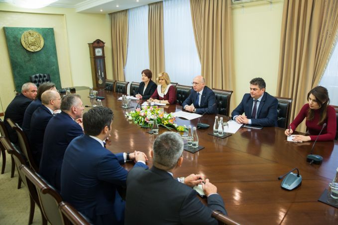 Filip: Venirea Băncii Transilvania în Republica Moldova e un semnal şi pentru alţi investitori