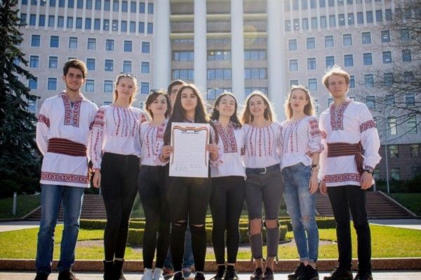 Organizaţia Studenţilor Basarabeni din Bucureşti susţine Unirea