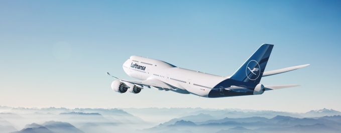 O companie aeriană gigant îşi anulează jumătate din zboruri