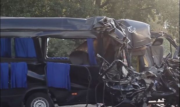 Şase românce, rănite într-un accident de microbuz pe o şosea din Austria
