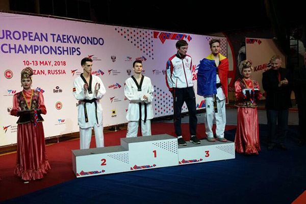 Sportivul Stepan Dimitrov a cucerit bronzul la Campionatul European de Taekwondo