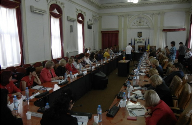 Funcţionari publici din Republica Moldova - în schimb de experienţă privind absorbţia fondurilor europene, la Oradea