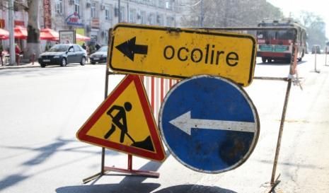 Traficul rutier va fi suspendat temporar pe mai multe străzi din Chişinău