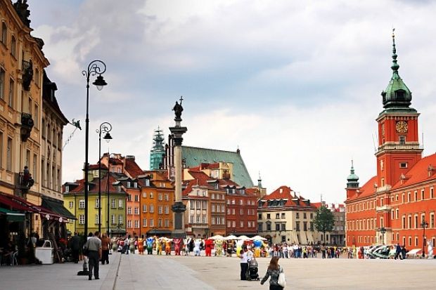 Peste trei sferturi dintre polonezi nu intenţionează să plece din ţară pentru un loc de muncă
