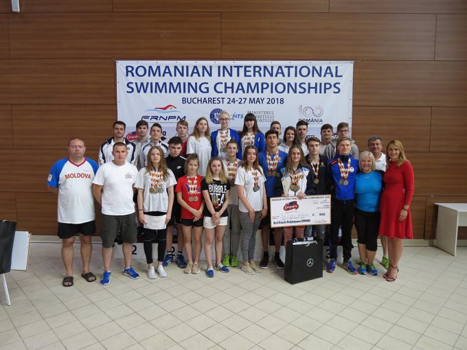 Înotătorii Republicii Moldova au cucerit 22 de medalii la Internaţionalele României