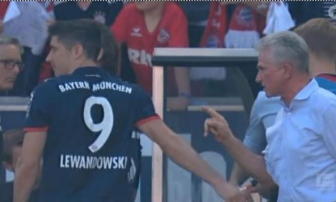 Scandal la FC Bayern Munchen, după eliminarea din Ligă: Moment tensionat între Lewandowski şi Heynckes