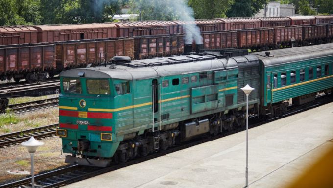 Mold-street: Licitaţia de circa un miliard de lei pentru achiziţia locomotivelor noi a fost anulată