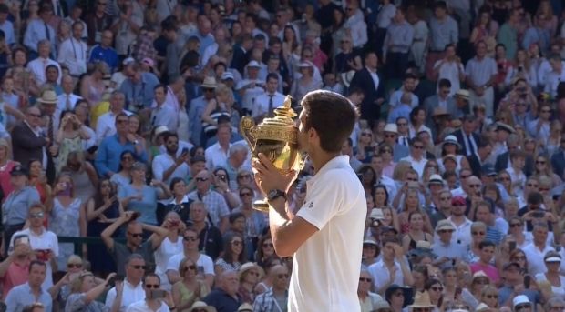 Novak Djokovic este noul campion de la Wimbledon. Sârbul câştigă a patra finală din carieră pe iarba londoneză