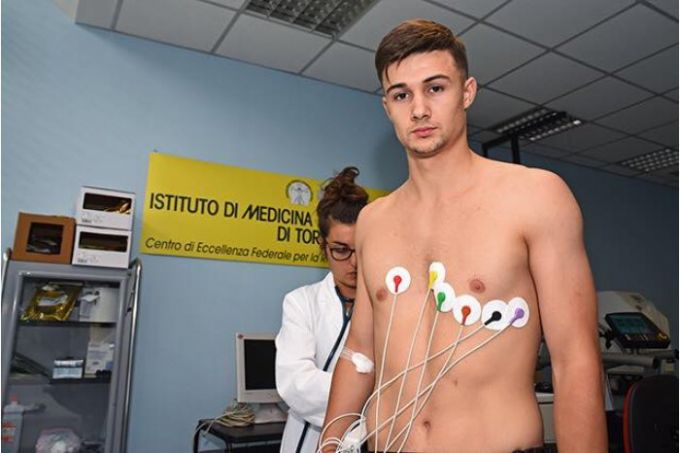 Fotbalistul din Republica Moldova Vitalie Damaşcan a susţinut testul medical la echipa Torino FC