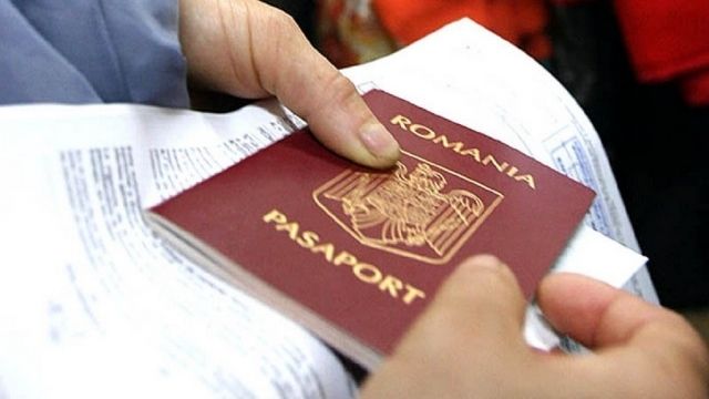 Valabilitatea paşapoartelor româneşti pentru persoanele care au împlinit 18 ani a crescut de la 5 la 10 ani
