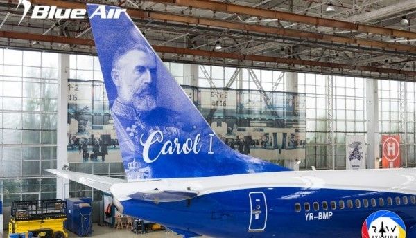 Sărbătoarea Centenarului Unirii. O aeronavă Blue Air, personalizată cu portretul regelui Carol I