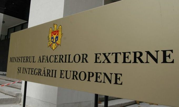 Ministerul de Externe i-a convocat pe toţi Ambasadorii Republicii Moldova să vină la Chişinău
